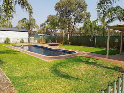 CluBarham Golf Resort - Great Ocean Road Tourism 1