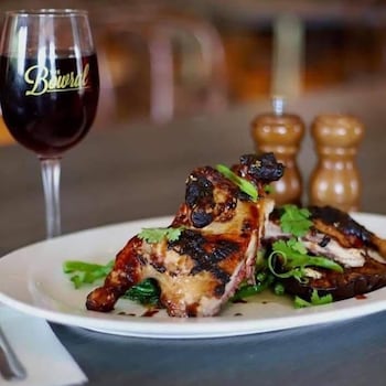 The Bowral Hotel - Great Ocean Road Tourism 6