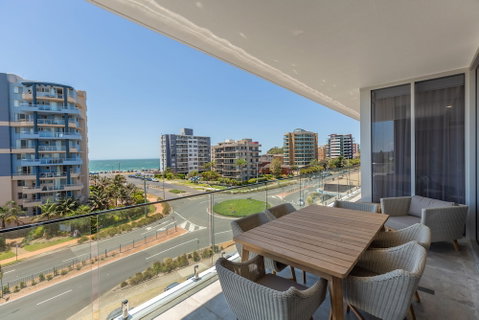 Astina Suites Forster - Great Ocean Road Tourism 1
