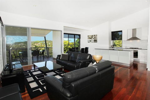 224 Centenary Heights Road Coolum Beach 500 Dollar Bond Linen Included - Great Ocean Road Tourism 2