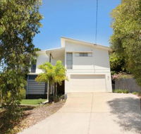 224 Centenary Heights Road Coolum Beach 500 Dollar Bond Linen Included - Great Ocean Road Tourism
