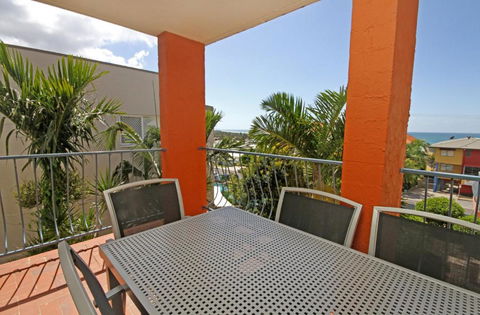 Unit 4 Cooltoro Court Coolum Beach - Great Ocean Road Tourism 3