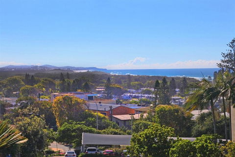 Unit 4 Cooltoro Court Coolum Beach - Great Ocean Road Tourism 6