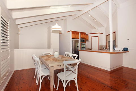 30 Scrub Road Coolum Beach Linen Incl WiFi - Great Ocean Road Tourism 1