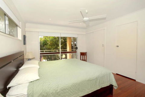 32 Barra Crescent Coolum Beach. Bond 500 FOXTEL WIFI Linen Supplied - Great Ocean Road Tourism 6