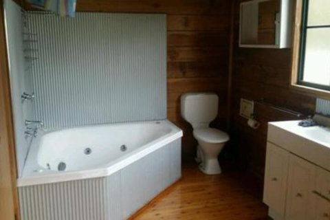 Abelia BIG SPA NO 1 Cottage - Great Ocean Road Tourism 5