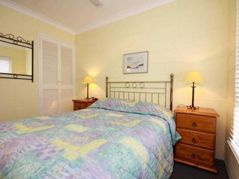 Villa Manyana 09 - Great Ocean Road Tourism 6