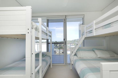 Waterline 304 - Great Ocean Road Tourism 5