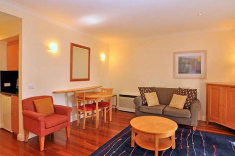 Villa Pinot Located Within Cypress Lakes - Great Ocean Road Tourism 7