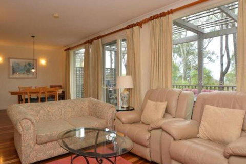 Villa Executive 2br Rose Resort Condo Located Within Cypress Lakes Resort (nothing Is More Central) - Great Ocean Road Tourism 3