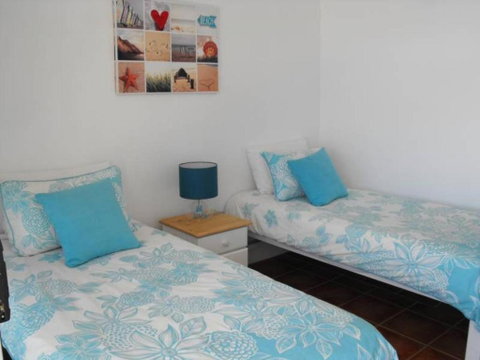 Beachpoint Unit 202 28 North Street - Great Ocean Road Tourism 3