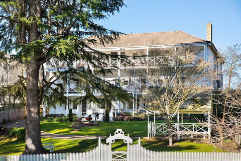 Lake Daylesford Apartments 7 - Great Ocean Road Tourism 1
