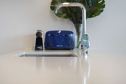 New Luxury Apartment Walking To Shops & Cinema - Great Ocean Road Tourism 3