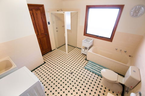 Old Swanport General Store - Great Ocean Road Tourism 4