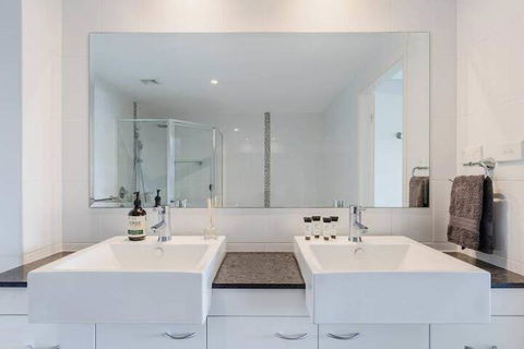 SOLARIS At Fingal Bay - Great Ocean Road Tourism 6