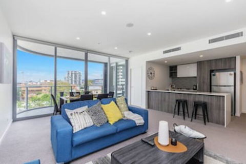 Luxury 2 Bed APT In South Brisbane + Free Parking Qsb058 - Great Ocean Road Tourism 0