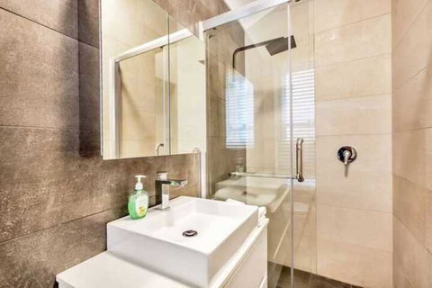 3 Bedroom Terrace At Harbour Bridge - Great Ocean Road Tourism 5