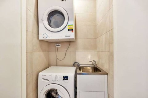 3 Bedroom Terrace At Harbour Bridge - Great Ocean Road Tourism 6