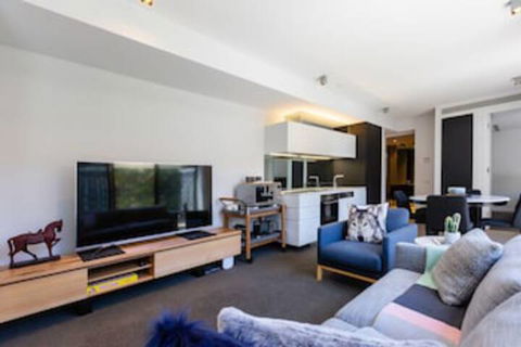 Rosa, 2BDR Richmond Apartment - Great Ocean Road Tourism 0