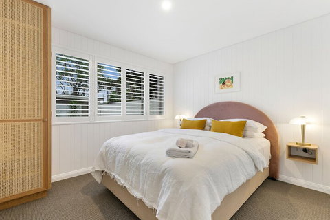 A PERFECT STAY Sunset Beach Riverside - Great Ocean Road Tourism 3