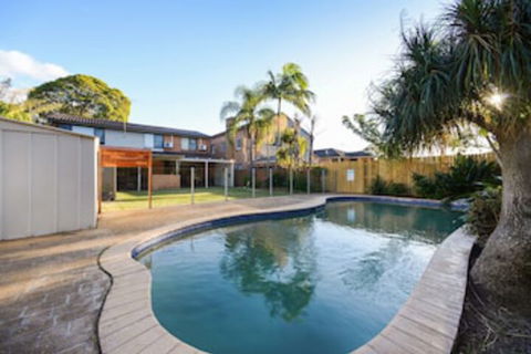 HomeHotel 4 Bedroom & Homeoffice With Nice Pool - Great Ocean Road Tourism 0