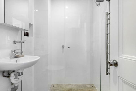 Coachhouse On The Beach - Great Ocean Road Tourism 2