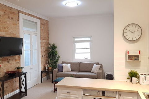 Coachhouse On The Beach - Great Ocean Road Tourism 5