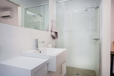 Albury Yalandra Apartment 5 - Great Ocean Road Tourism 5