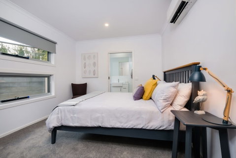 Albury Yalandra Apartment 5 - Great Ocean Road Tourism 4