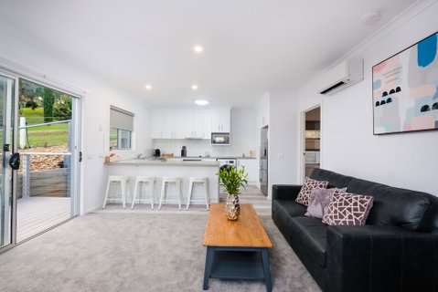 Albury Yalandra Apartment 5 - Great Ocean Road Tourism 1