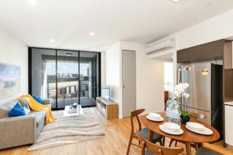 Sofun Apartment On Vulture St - Great Ocean Road Tourism 0