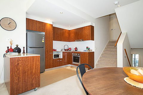 Spacious 1-Bedroom Apartment With Parking - Great Ocean Road Tourism 5