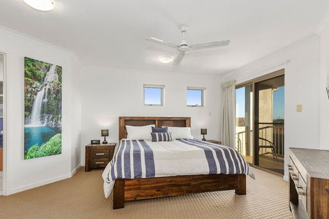 EXCLUSIVE OCEAN VIEW PENTHOUSE On MARINE PARADE - Great Ocean Road Tourism 2