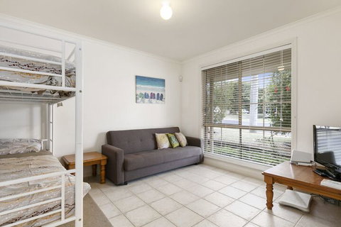 Seaholme Free Wifi & Foxtel - Great Ocean Road Tourism 2