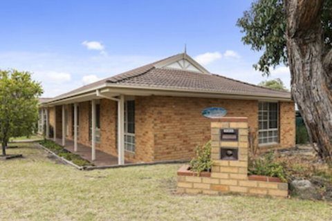 Seaholme Free Wifi & Foxtel - Great Ocean Road Tourism 0