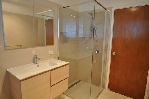 Salty Sands Meters From THE Beach Free Wifi - Great Ocean Road Tourism 4