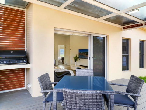 Ironbark Villa 5 - Great Ocean Road Tourism 4