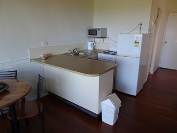 11 Korora Palms 1 Bedroom Bure - Great Ocean Road Tourism 4