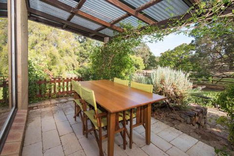 Trastevere Cowaramup Farm House - Great Ocean Road Tourism 2