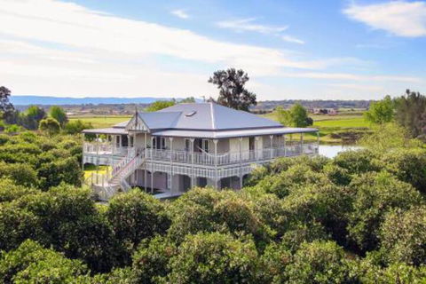 Cornwallis House - Great Ocean Road Tourism 0