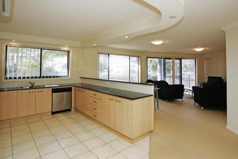 Millenium Unit 101 Cnr Head & West Sts - Great Ocean Road Tourism 3