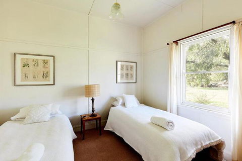 Tarndwarncoort Farmers Cottage - Great Ocean Road Tourism 2