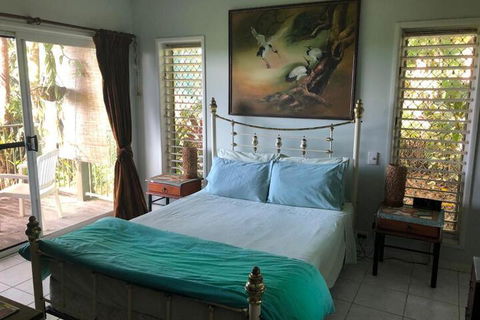 Mission Beach Escape BnB - Great Ocean Road Tourism 2