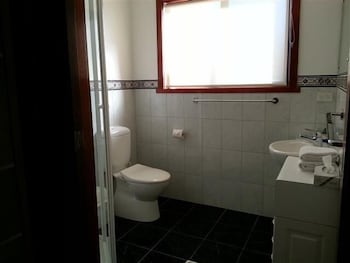 Birubi Holiday Homes - Great Ocean Road Tourism 3