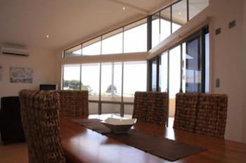 Birubi Holiday Homes - Great Ocean Road Tourism 1