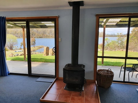 Lake Yalleena Nature Retreat - Great Ocean Road Tourism 1