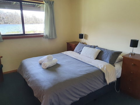 Lake Yalleena Nature Retreat - Great Ocean Road Tourism 4