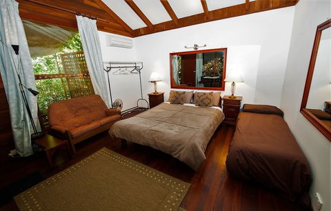 The Black Cockatoo Nannup - Great Ocean Road Tourism 5