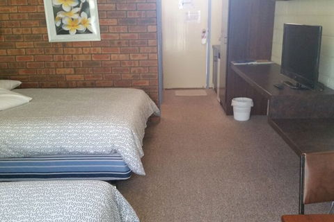 Toora Lodge Motel - Great Ocean Road Tourism 6