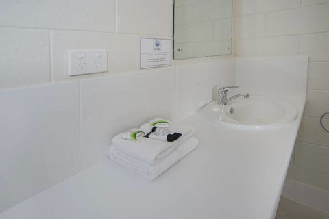 Victor Harbor City Inn - Great Ocean Road Tourism 7